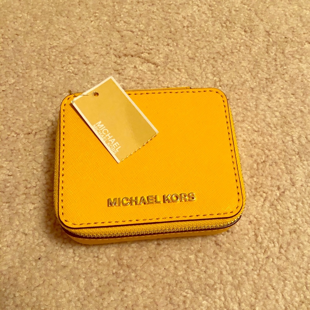 Michael Kors travel jewelry case NWT